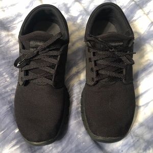 Nike Stefan Janaouski shoes